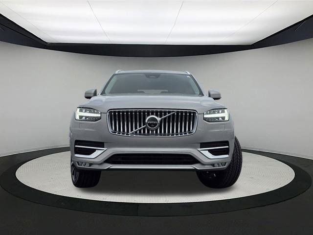 2023 Volvo XC90 Plus