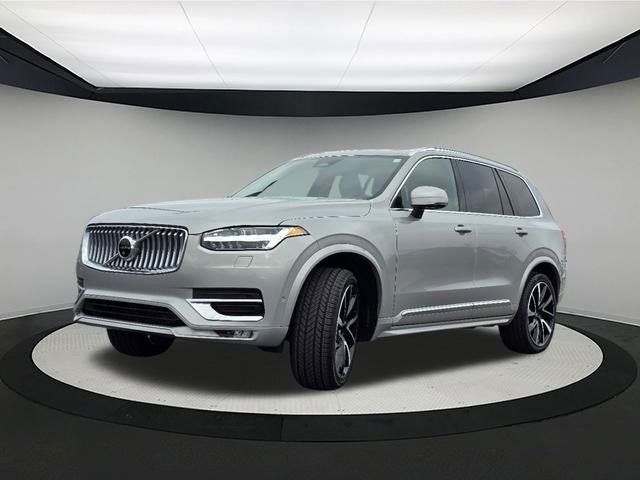 2023 Volvo XC90 Plus