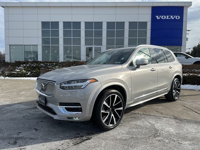 2023 Volvo XC90 Plus