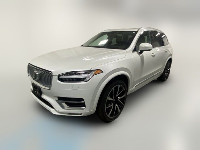 2023 Volvo XC90 Plus
