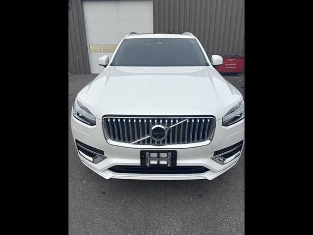 2023 Volvo XC90 Plus