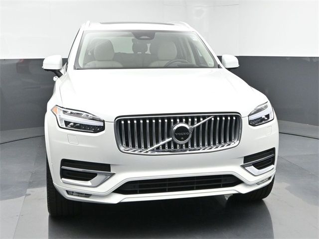 2023 Volvo XC90 Plus