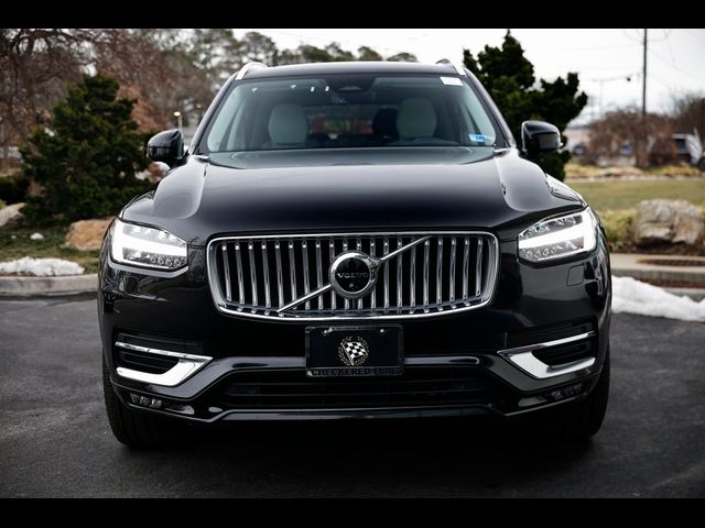 2023 Volvo XC90 Plus