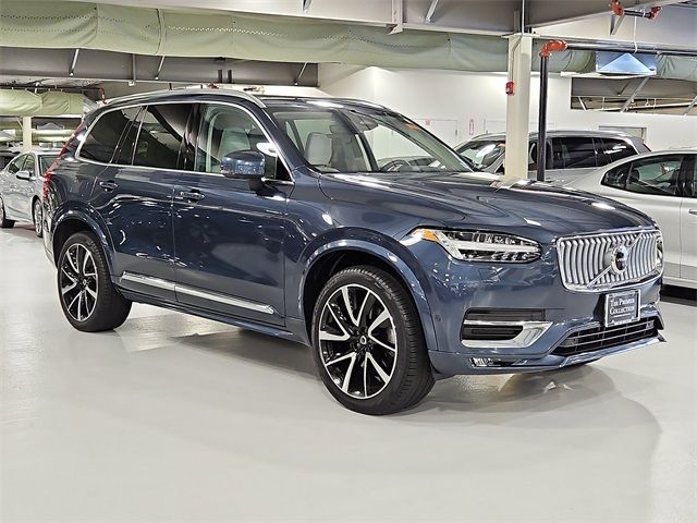 2023 Volvo XC90 Plus