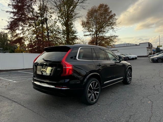 2023 Volvo XC90 Plus