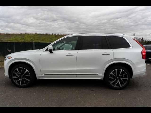 2023 Volvo XC90 Plus