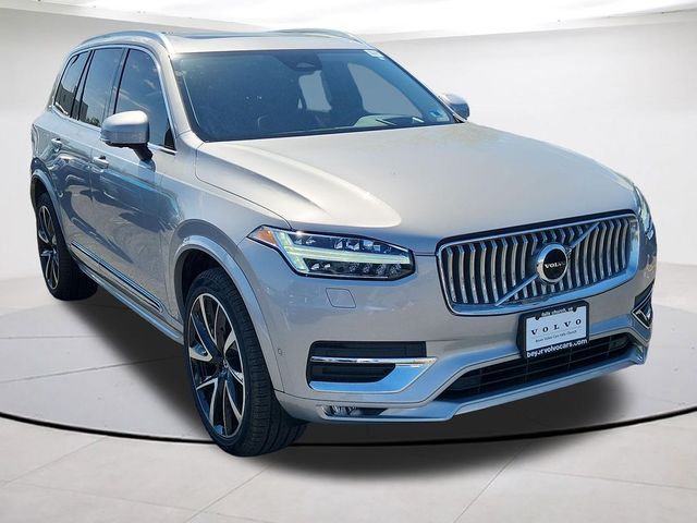 2023 Volvo XC90 Plus