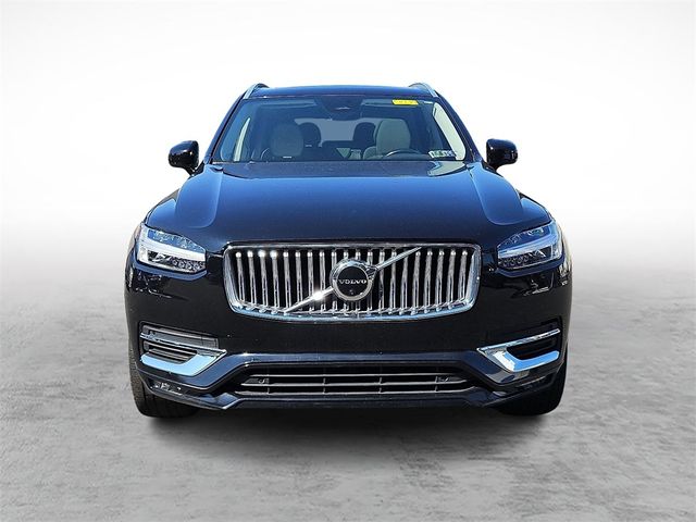 2023 Volvo XC90 Plus