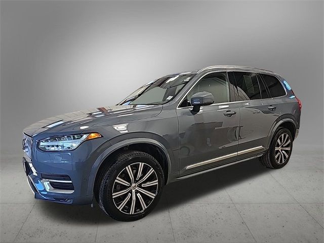 2023 Volvo XC90 Plus