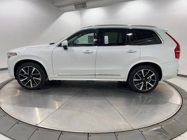 2023 Volvo XC90 Plus