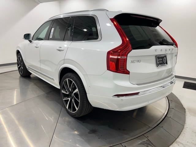 2023 Volvo XC90 Plus