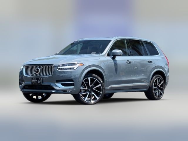 2023 Volvo XC90 Plus