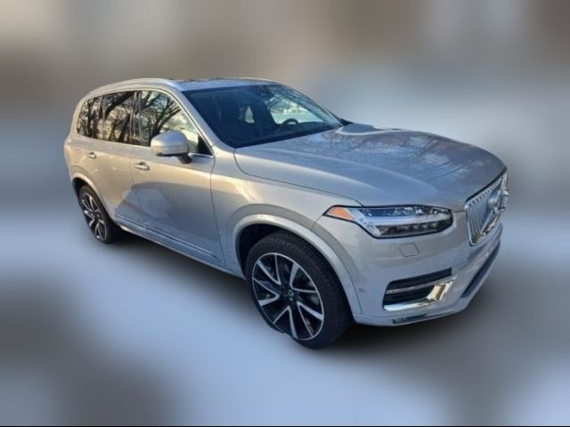 2023 Volvo XC90 Plus