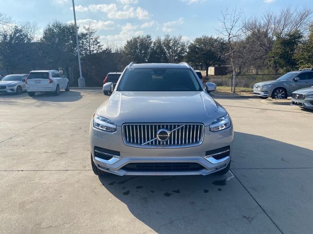 2023 Volvo XC90 Plus