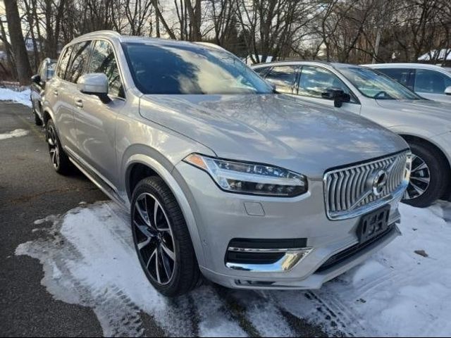 2023 Volvo XC90 Plus