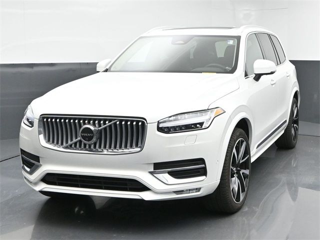 2023 Volvo XC90 Plus