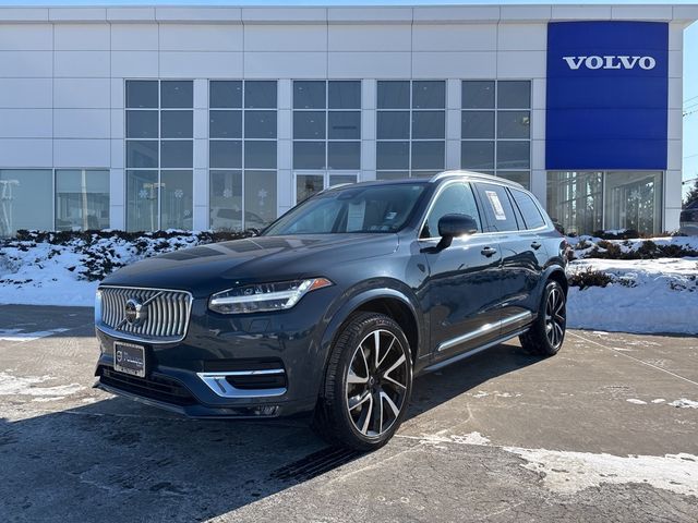 2023 Volvo XC90 Plus
