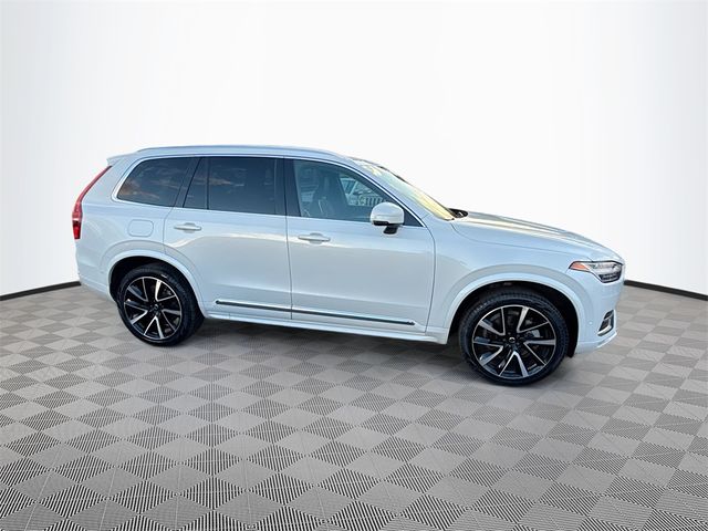 2023 Volvo XC90 Plus