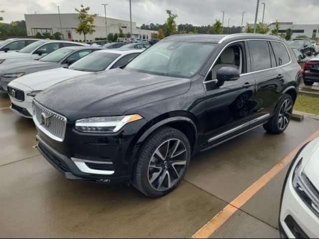 2023 Volvo XC90 Plus