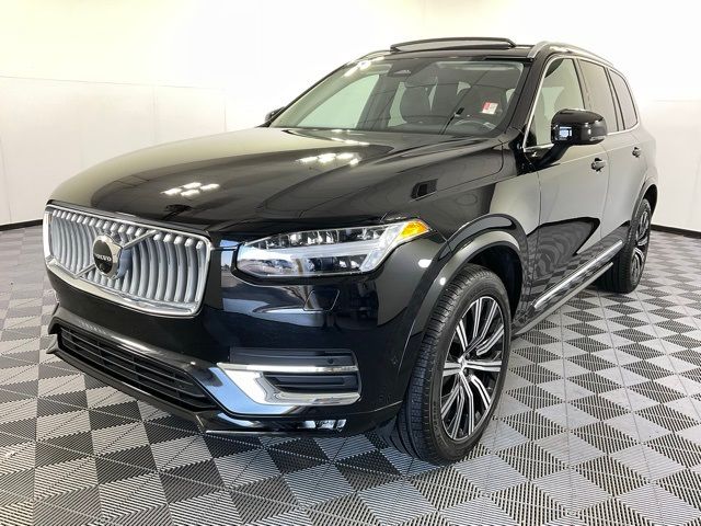 2023 Volvo XC90 Plus