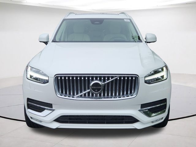 2023 Volvo XC90 Plus
