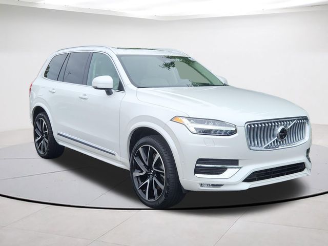 2023 Volvo XC90 Plus