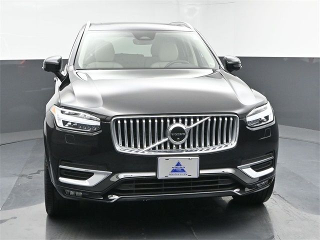 2023 Volvo XC90 Plus