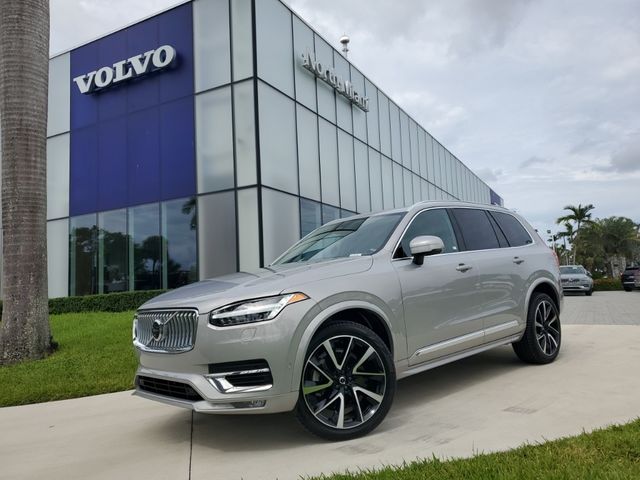 2023 Volvo XC90 Plus