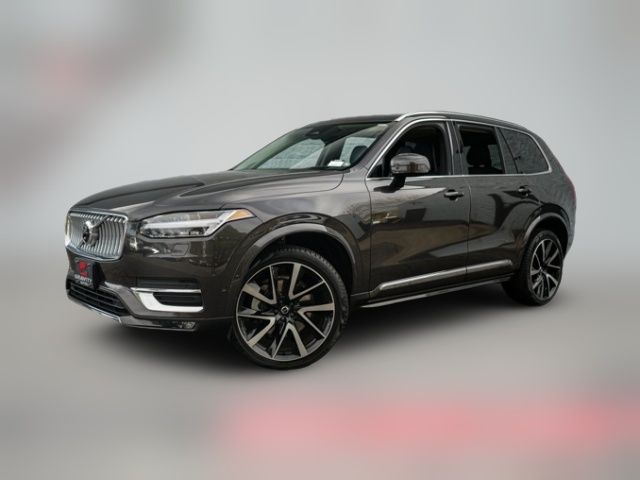 2023 Volvo XC90 Plus