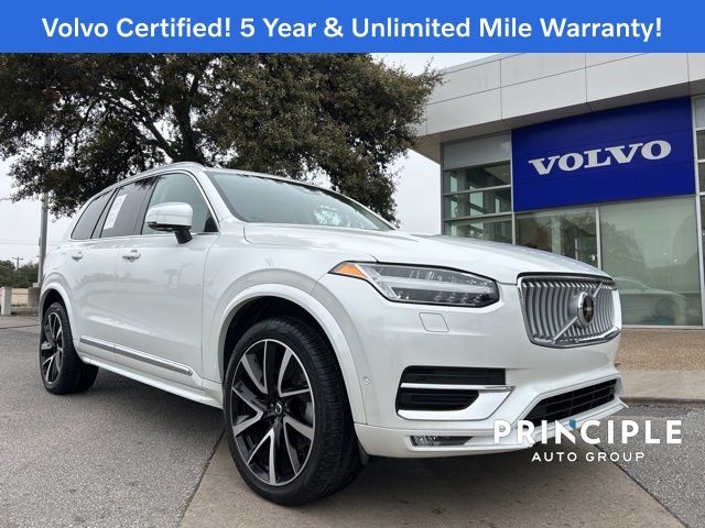 2023 Volvo XC90 Plus