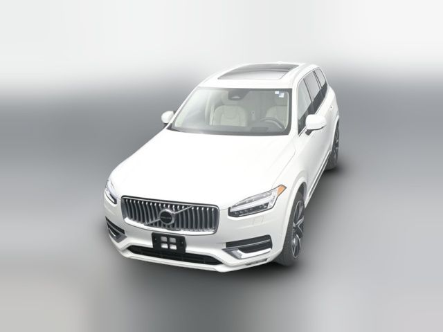 2023 Volvo XC90 Plus