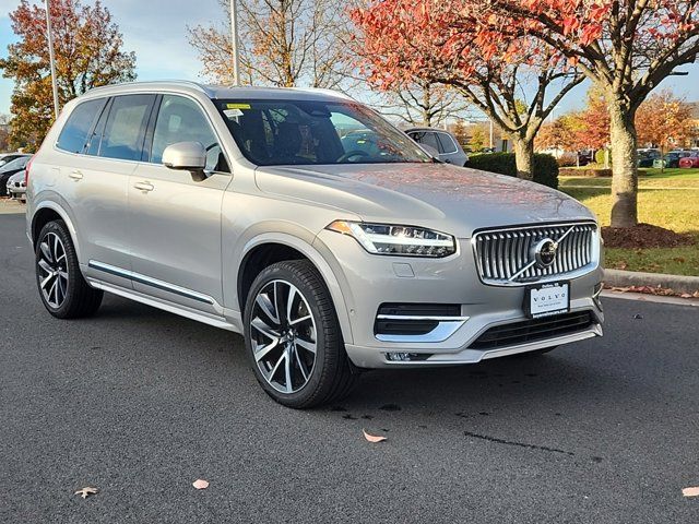 2023 Volvo XC90 Plus