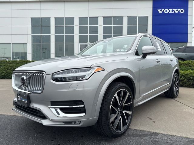 2023 Volvo XC90 Plus