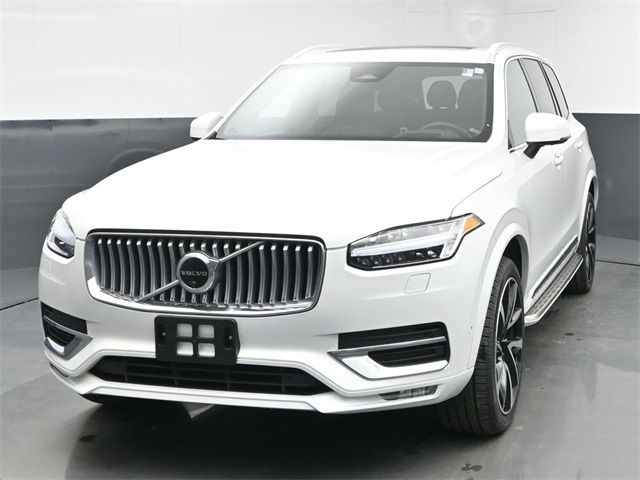 2023 Volvo XC90 Plus