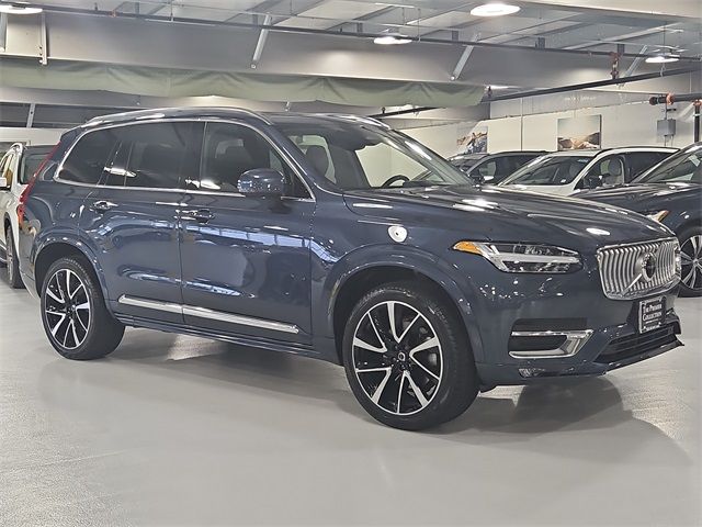 2023 Volvo XC90 Plus