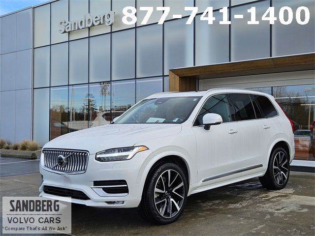 2023 Volvo XC90 Plus