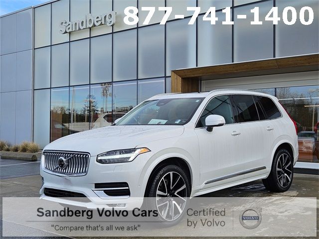 2023 Volvo XC90 Plus