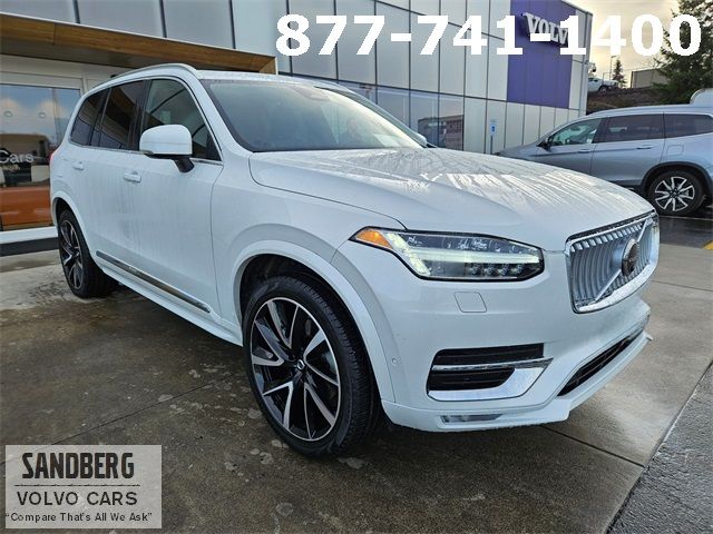 2023 Volvo XC90 Plus