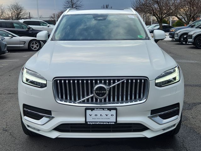 2023 Volvo XC90 Plus