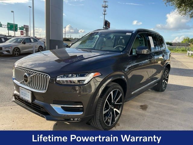 2023 Volvo XC90 Plus