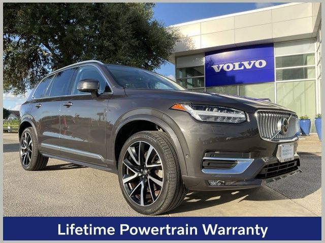 2023 Volvo XC90 Plus