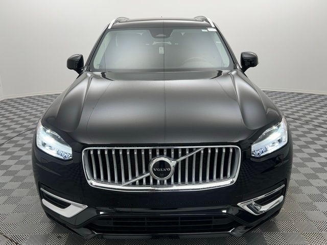 2023 Volvo XC90 Plus