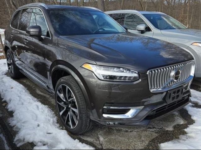 2023 Volvo XC90 Plus