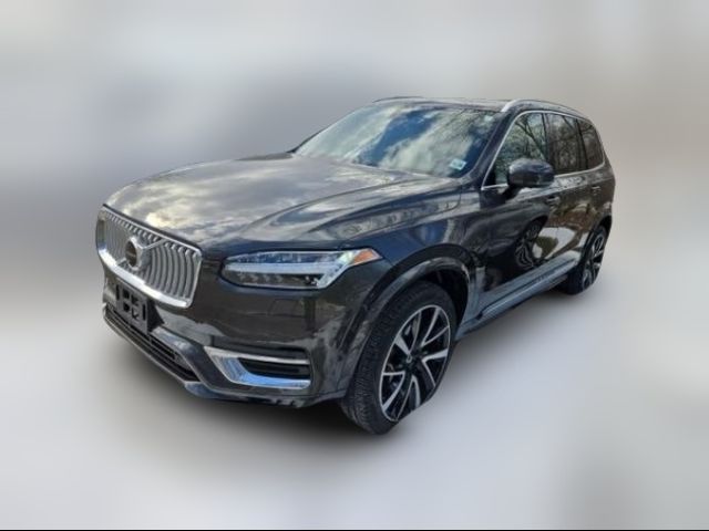 2023 Volvo XC90 Plus