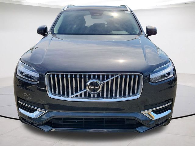 2023 Volvo XC90 Plus