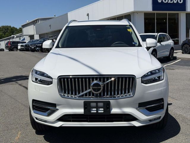2023 Volvo XC90 Plus