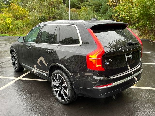 2023 Volvo XC90 Plus