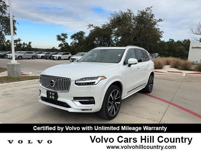 2023 Volvo XC90 Plus