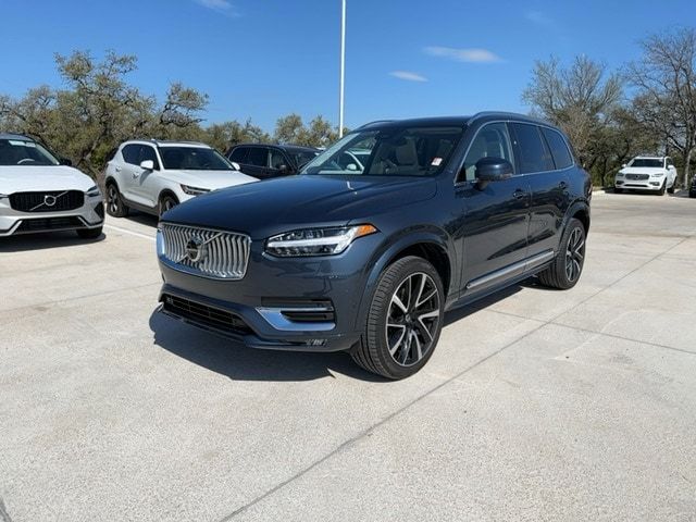 2023 Volvo XC90 Plus