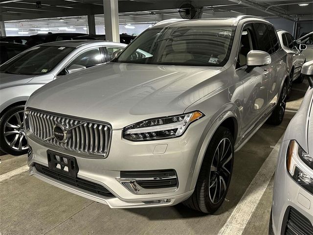 2023 Volvo XC90 Plus